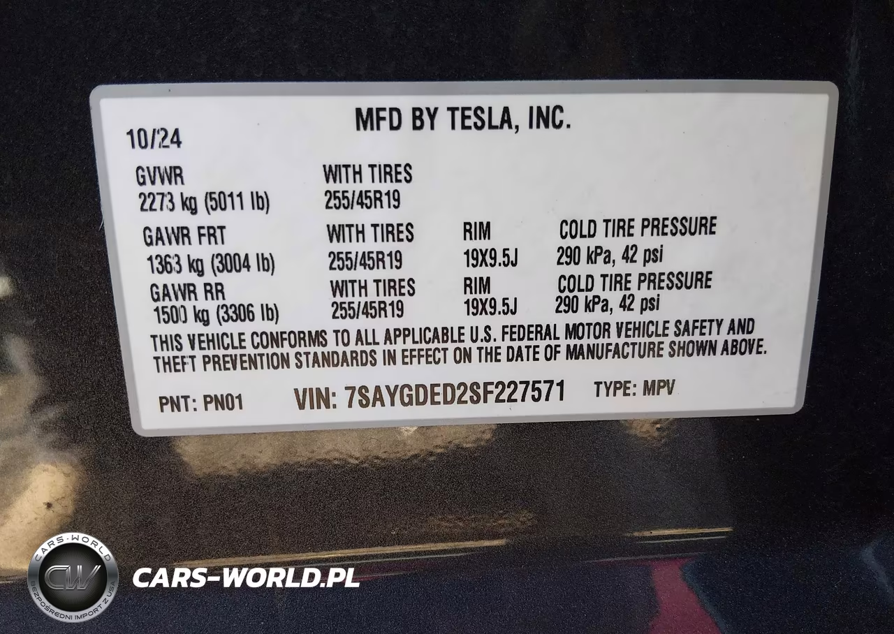 2025 Tesla Model Y Long Range Dual Motor Rear-Wheel Drive VIN:7SAYGDED2SF227571 - 9