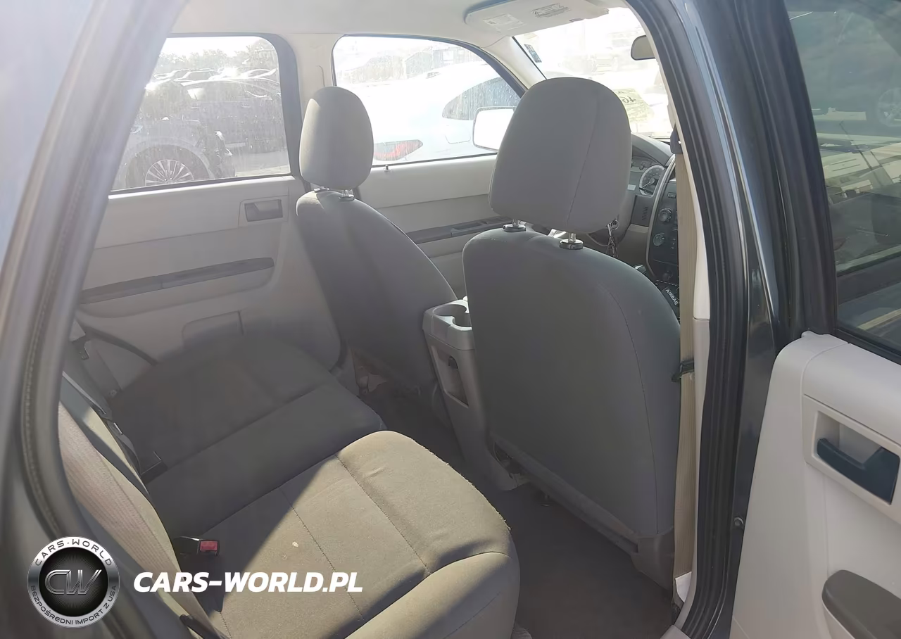 2008 Ford Escape Xls VIN:1FMCU92Z88KE59192 - 8