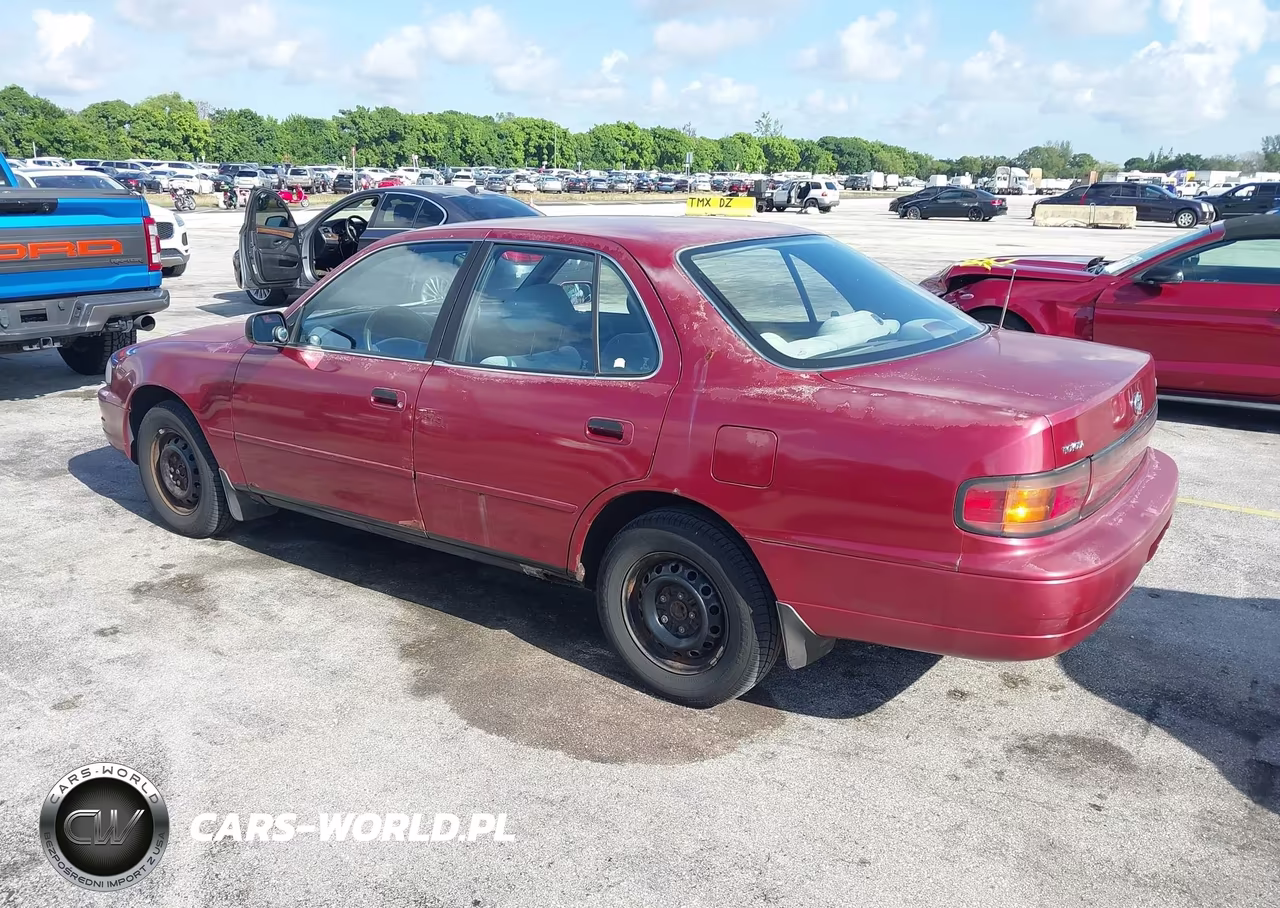 1994 Toyota Camry Le VIN:4T1SK12E6RU334066 - 3