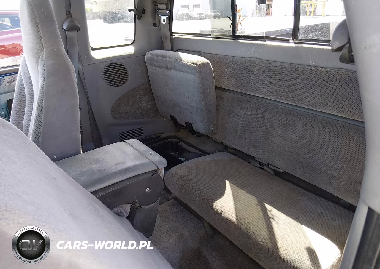 2000 Dodge Dakota Slt-Sport VIN:1B7GG22N3YS546550 - 8