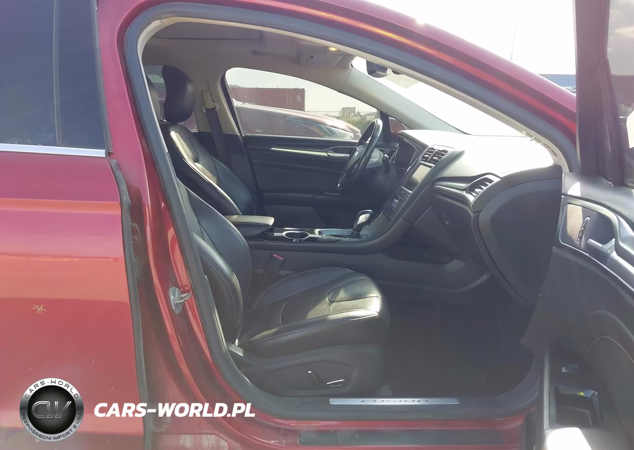 2014 Ford Fusion Titanium VIN:3FA6P0K93ER104657 - 5