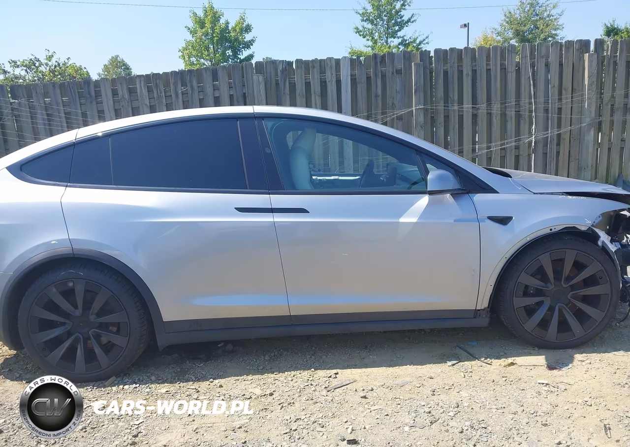 2025 Tesla Model X Long Range VIN:7SAXCDE55SF462644 - 14