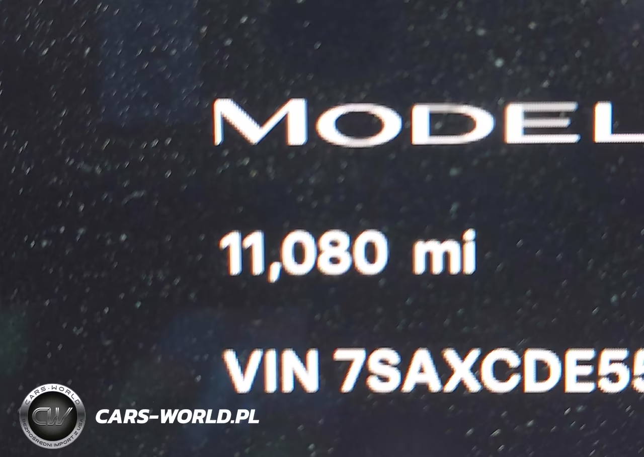 2025 Tesla Model X Long Range VIN:7SAXCDE55SF462644 - 16