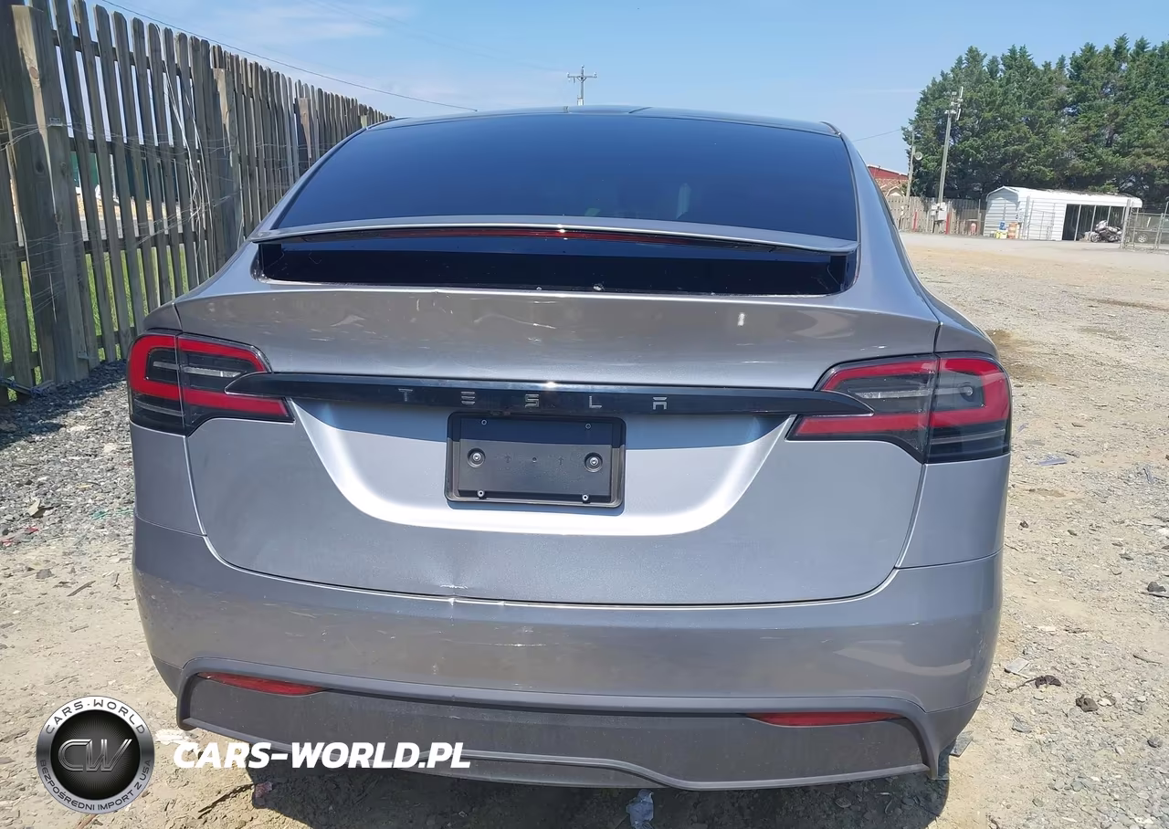2025 Tesla Model X Long Range VIN:7SAXCDE55SF462644 - 17