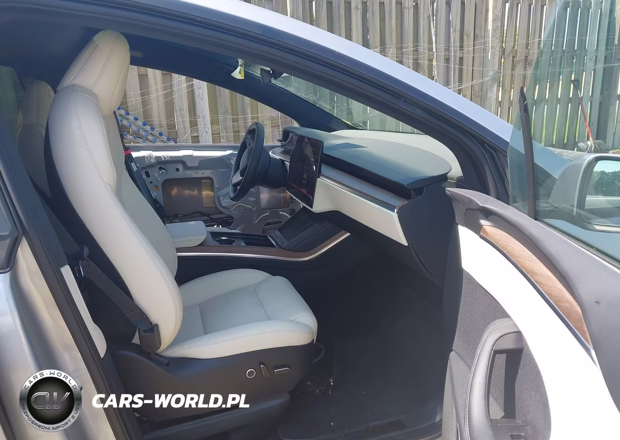 2025 Tesla Model X Long Range VIN:7SAXCDE55SF462644 - 5