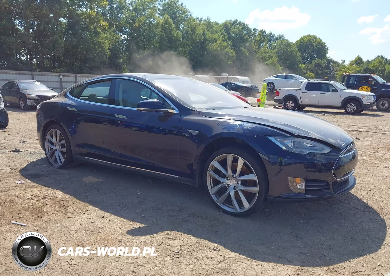 2013 Tesla Model S Performance