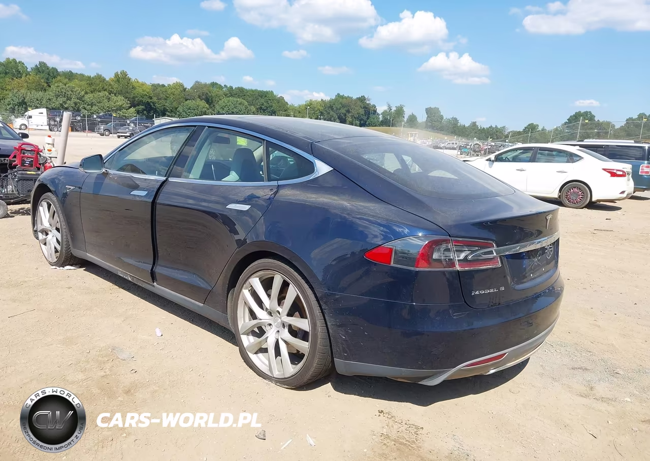 2013 Tesla Model S Performance VIN:5YJSA1DP8DFP16168 - 3