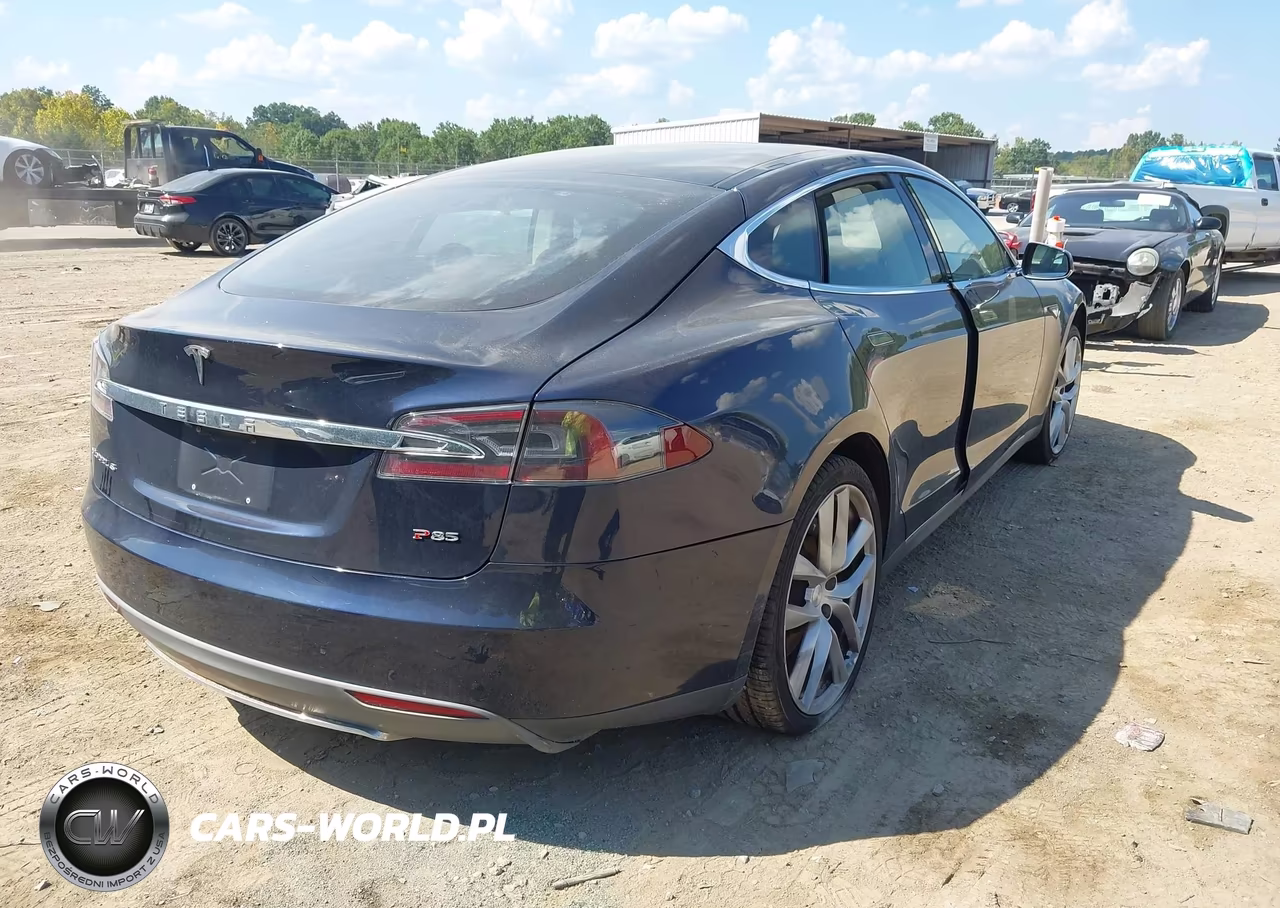 2013 Tesla Model S Performance VIN:5YJSA1DP8DFP16168 - 4