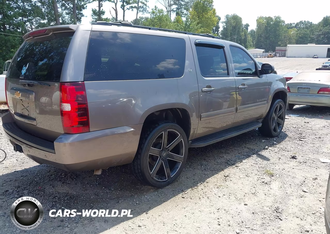 2014 Chevrolet Suburban 1500 Lt VIN:1GNSCJE0XER106237 - 4