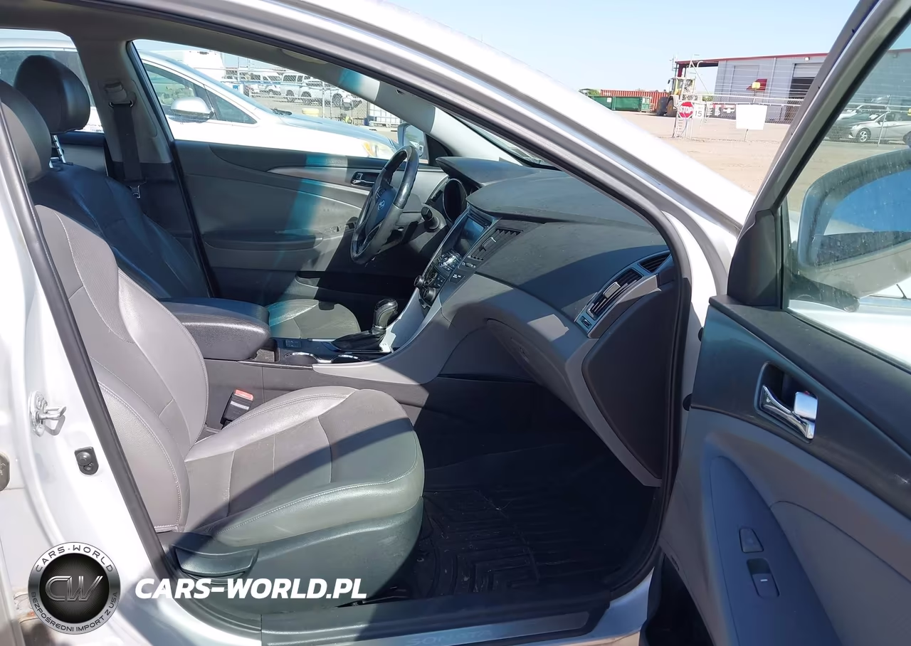 2011 Hyundai Sonata Hybrid VIN:KMHEC4A48BA008121 - 5