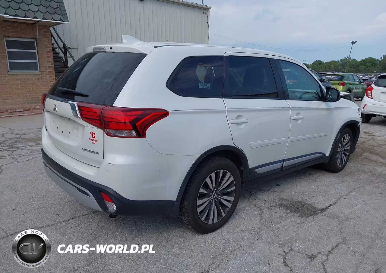2019 Mitsubishi Outlander Es VIN:JA4AD2A38KZ008322 - 4