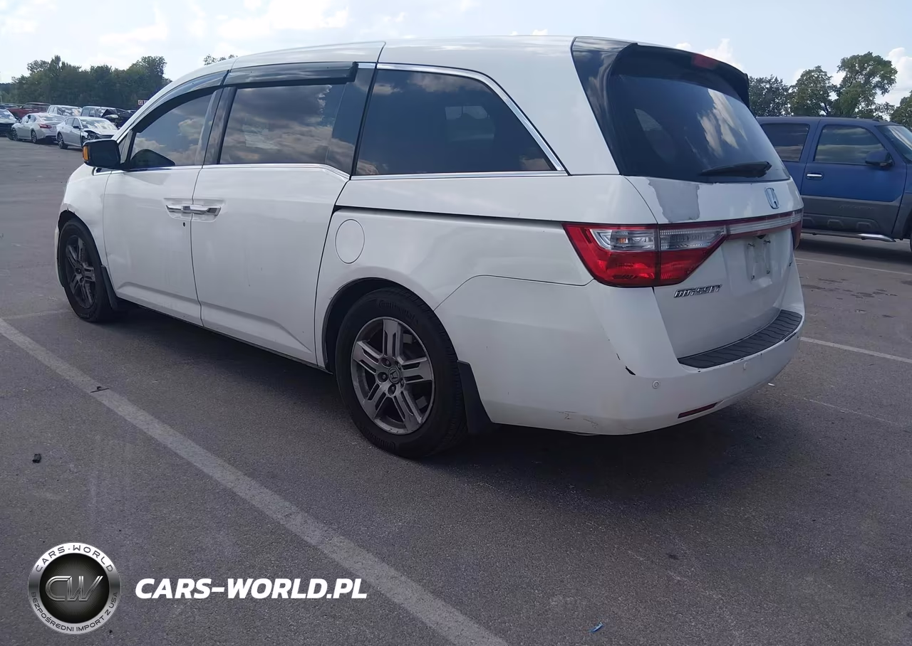 2012 Honda Odyssey Touring-Touring Elite VIN:5FNRL5H96CB106618 - 3