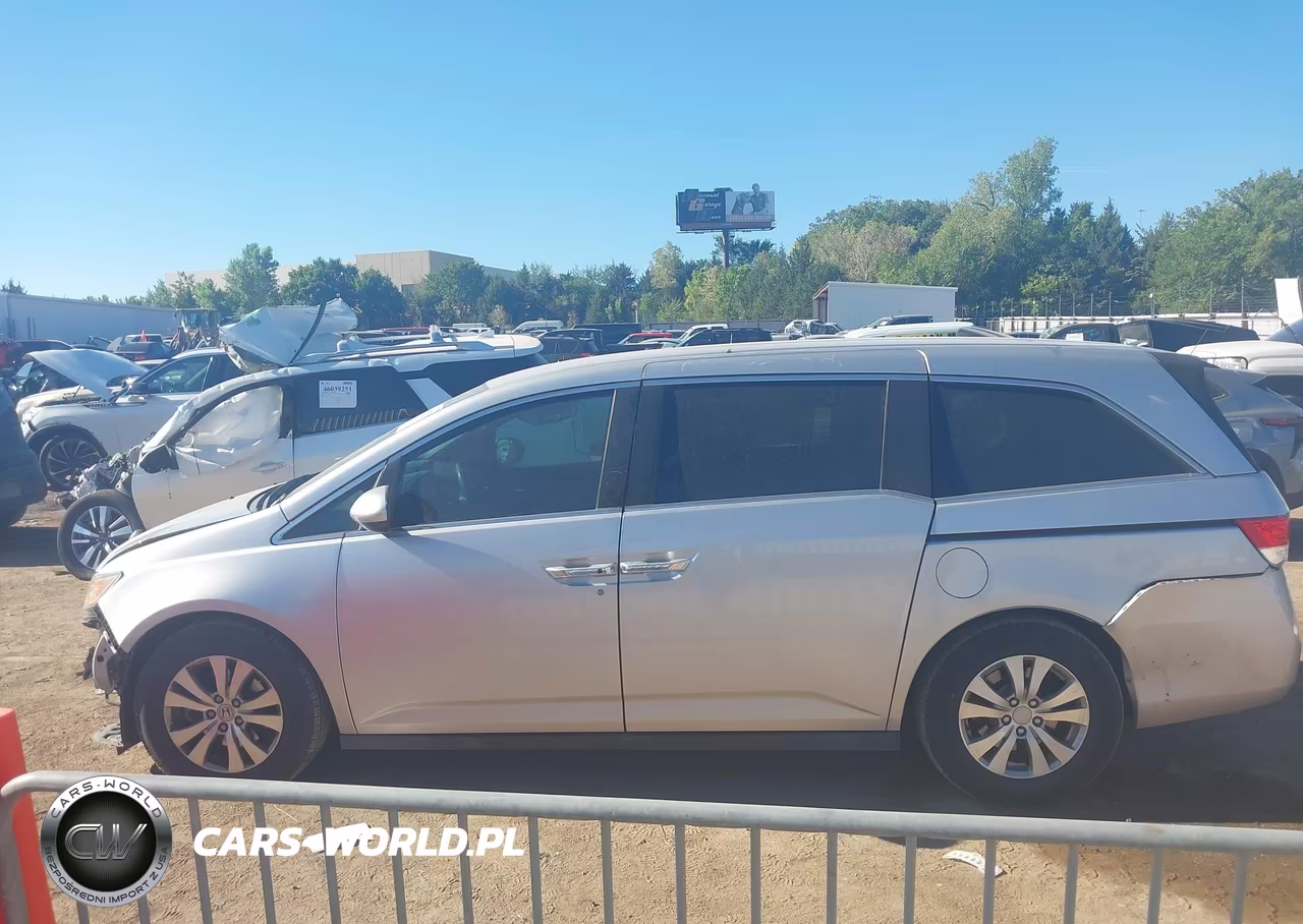 2015 Honda Odyssey Ex VIN:5FNRL5H48FB040677 - 15