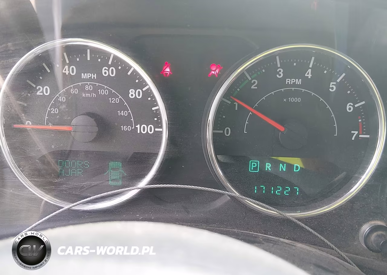 2013 Jeep Wrangler Unlimited Sport VIN:1C4BJWDG7DL660766 - 7
