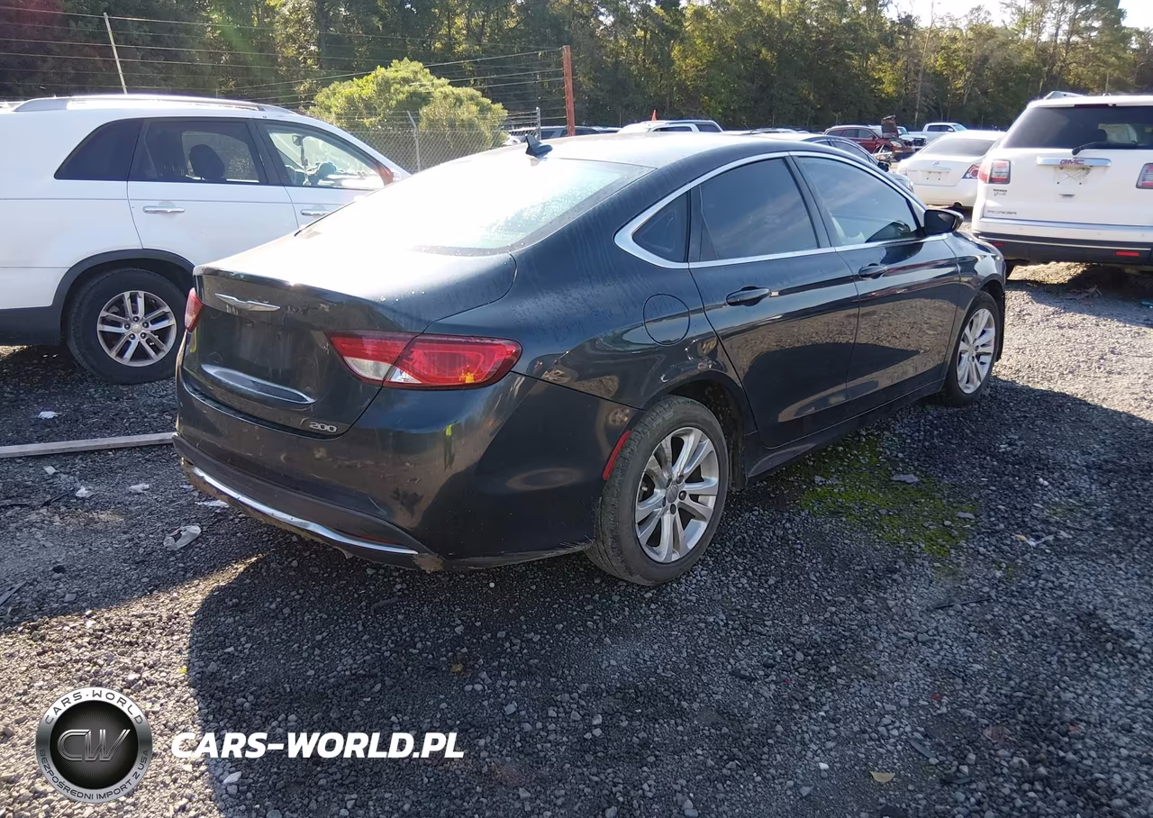 2017 Chrysler 200 Limited Platinum VIN:1C3CCCAB4HN511395 - 4