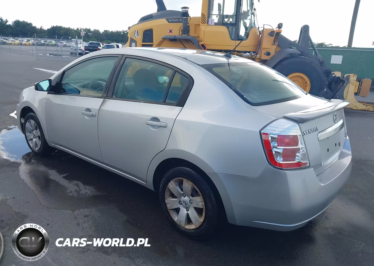 2011 Nissan Sentra 2.0 VIN:3N1AB6AP6BL682615 - 3