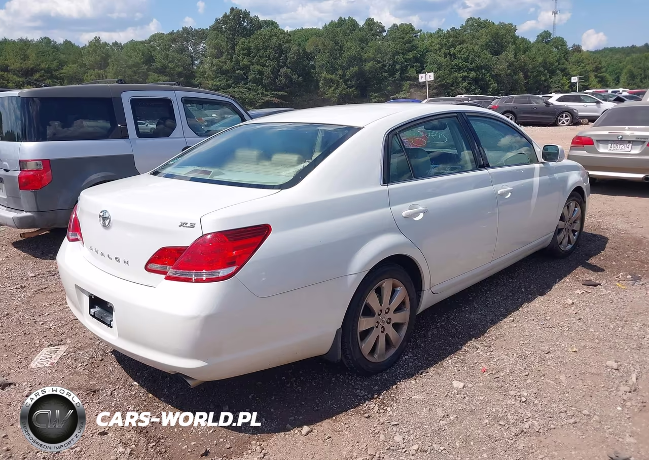 2005 Toyota Avalon Xls VIN:4T1BK36B15U046008 - 4
