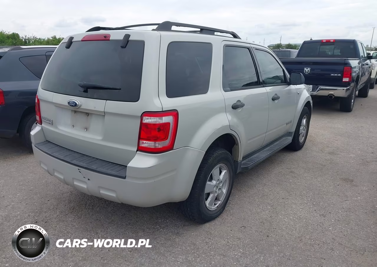 2008 Ford Escape Xlt VIN:1FMCU03108KD51072 - 4