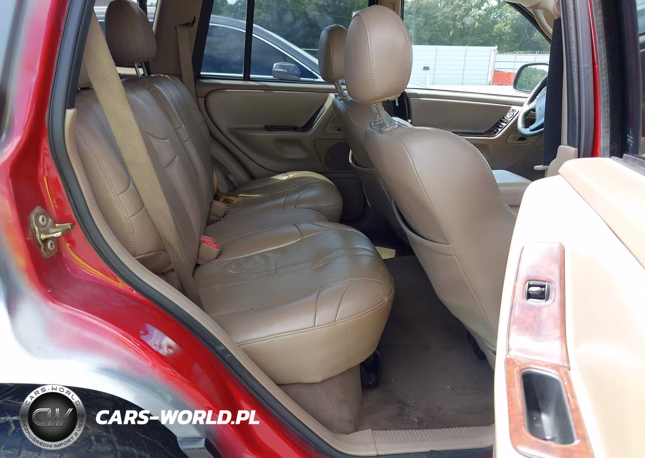 2004 Jeep Grand Cherokee Laredo VIN:1J4GW48S94C398074 - 8