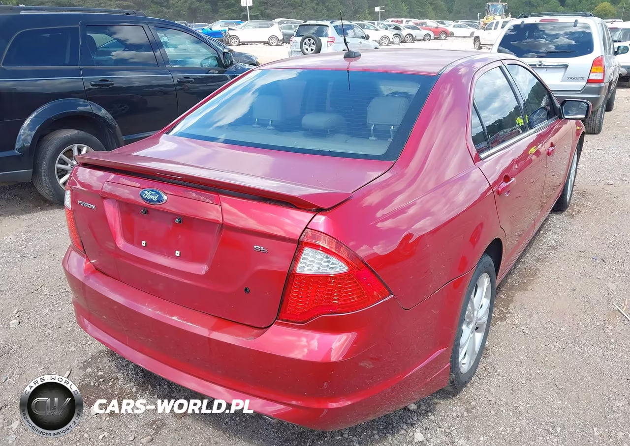 2012 Ford Fusion Se VIN:3FAHP0HA6CR443713 - 4