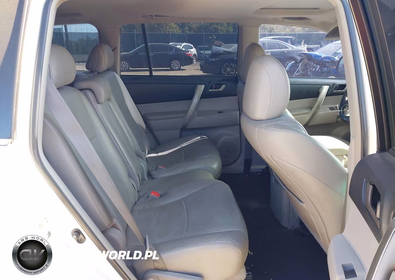 2012 Toyota Highlander Se V6 VIN:5TDBK3EH2CS108415 - 8