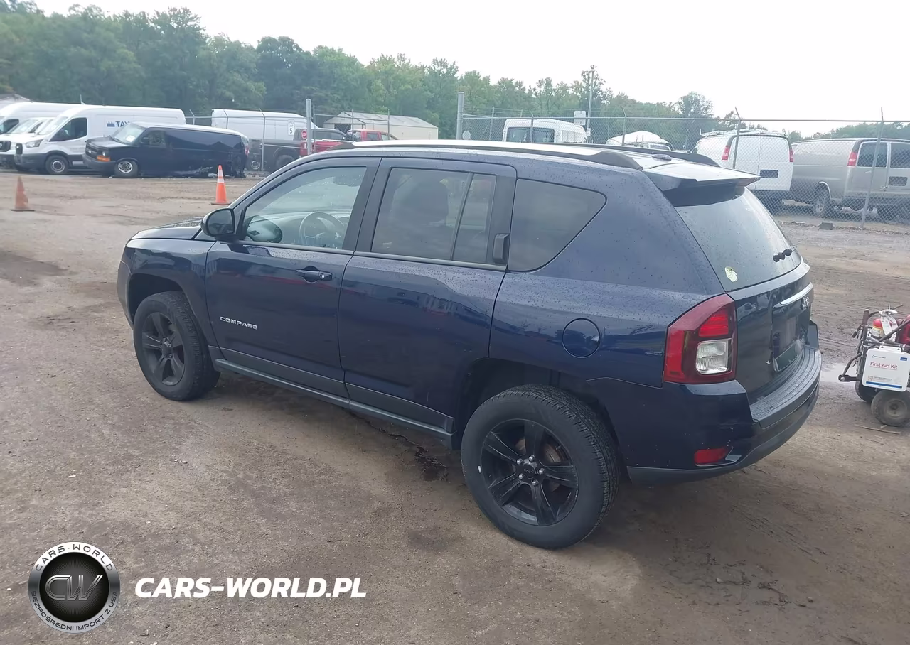 2014 Jeep Compass Latitude VIN:1C4NJCEA9ED555681 - 3