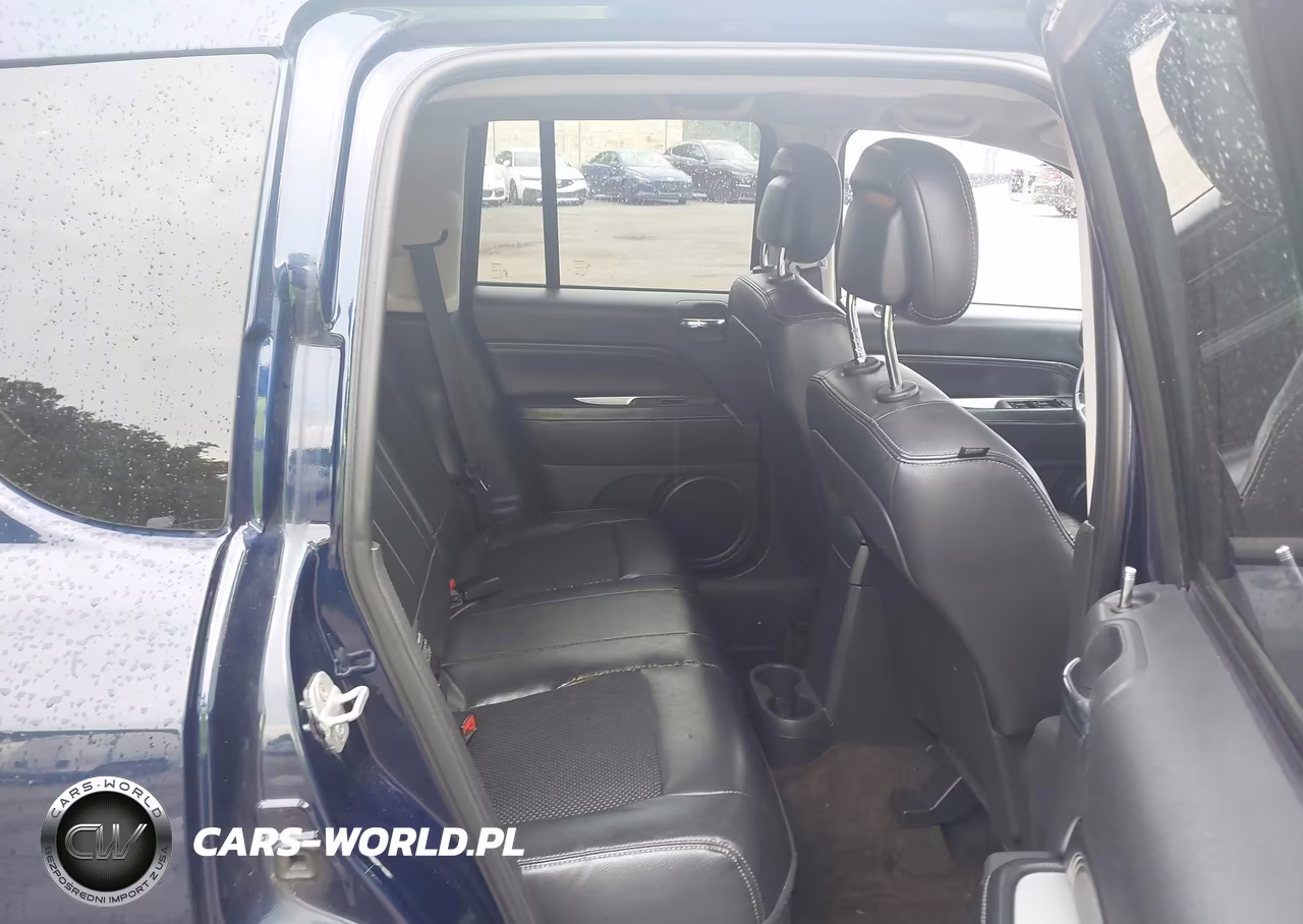2014 Jeep Compass Latitude VIN:1C4NJCEA9ED555681 - 8