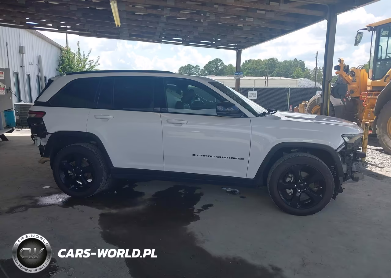 2024 Jeep Grand Cherokee Altitude X 4X2 VIN:1C4RJGAG2RC258976 - 14