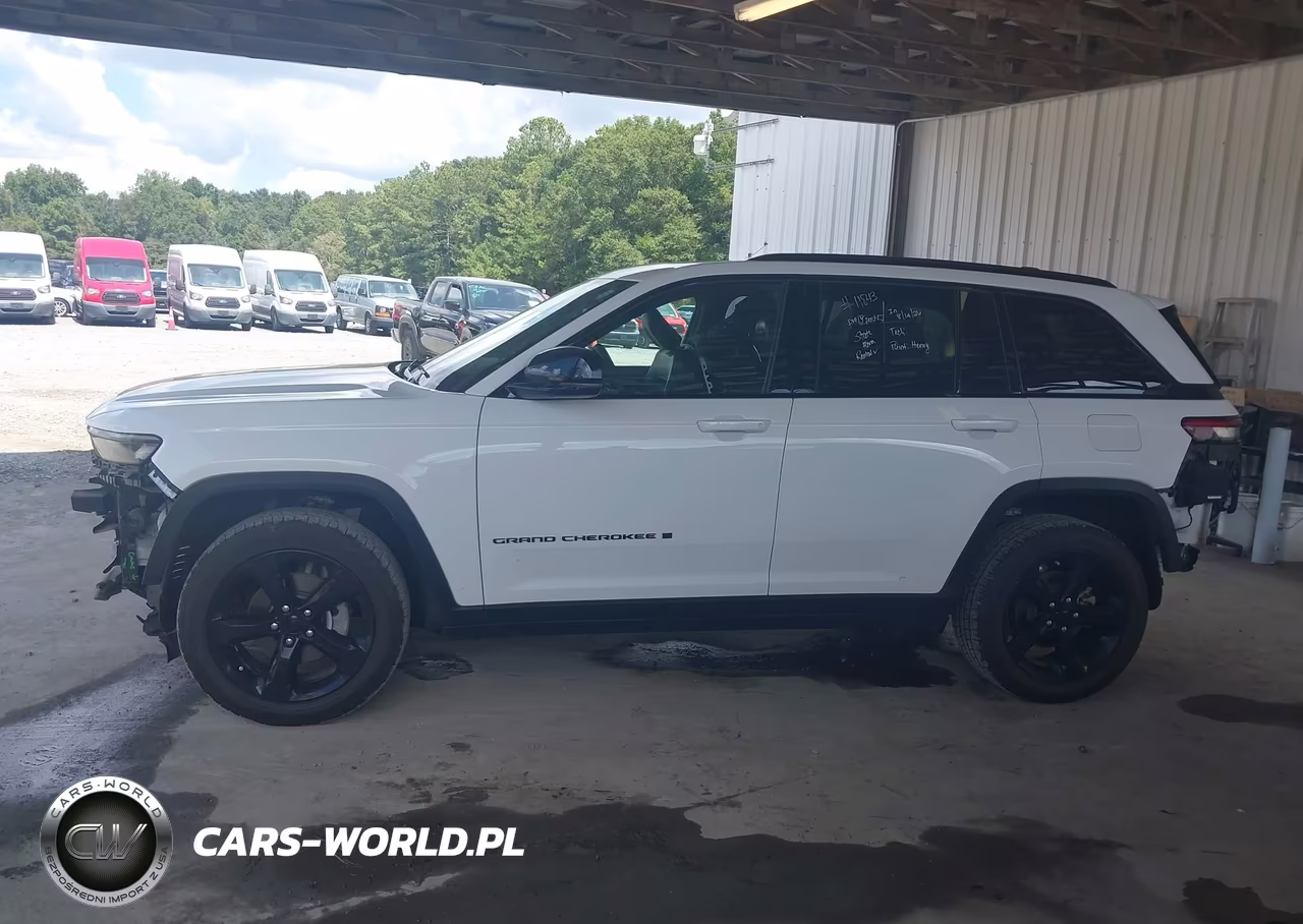 2024 Jeep Grand Cherokee Altitude X 4X2 VIN:1C4RJGAG2RC258976 - 15