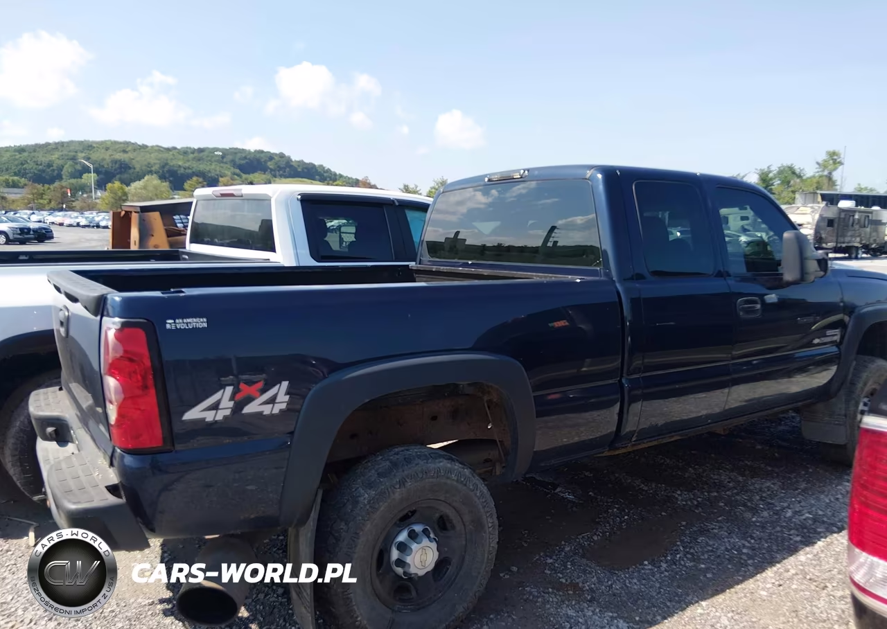 2007 Chevrolet Silverado 2500Hd Classic Work Truck VIN:1GCHK29D77E163465 - 4