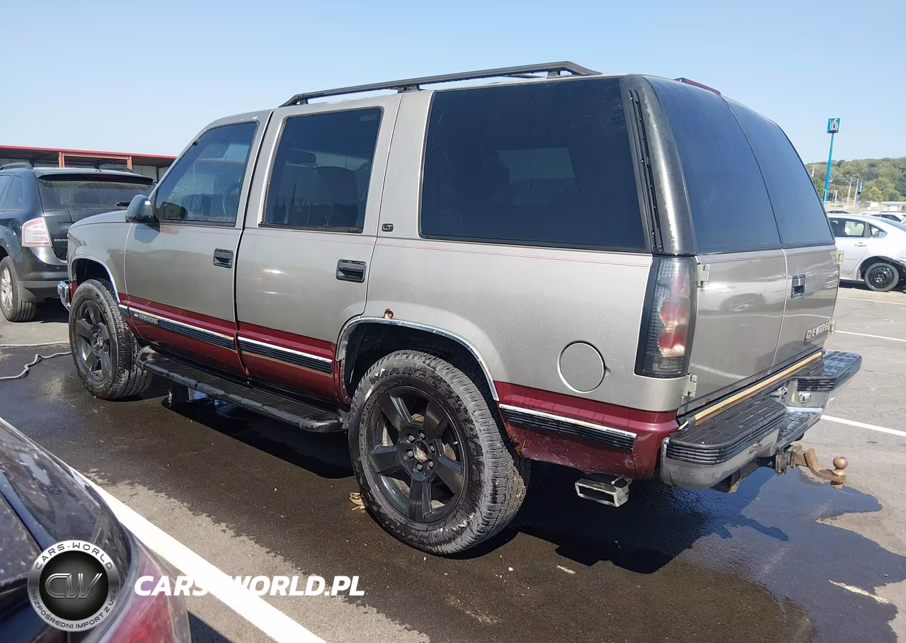 1999 Chevrolet Tahoe Ls VIN:1GNEK13RXXJ409621 - 3