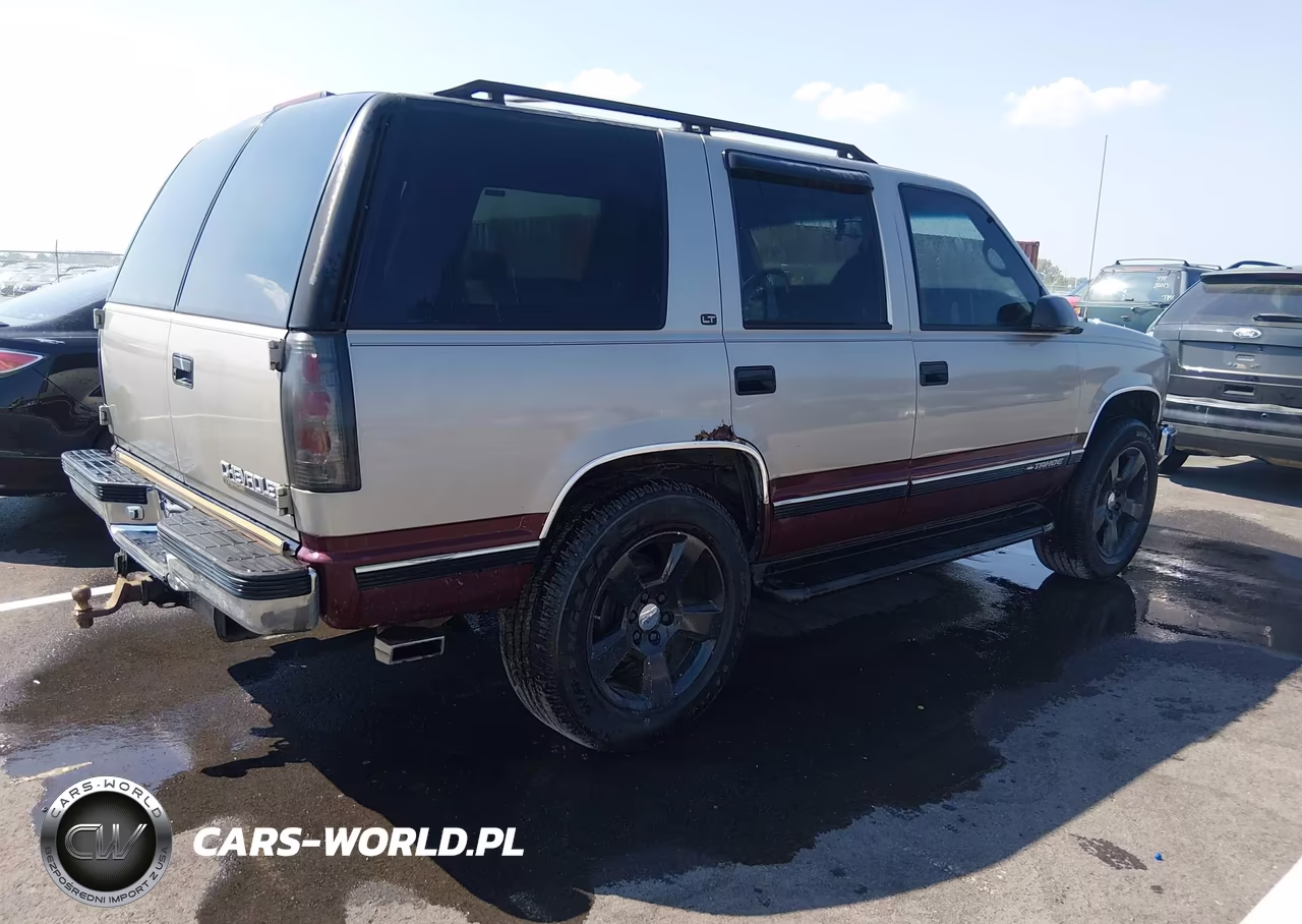 1999 Chevrolet Tahoe Ls VIN:1GNEK13RXXJ409621 - 4