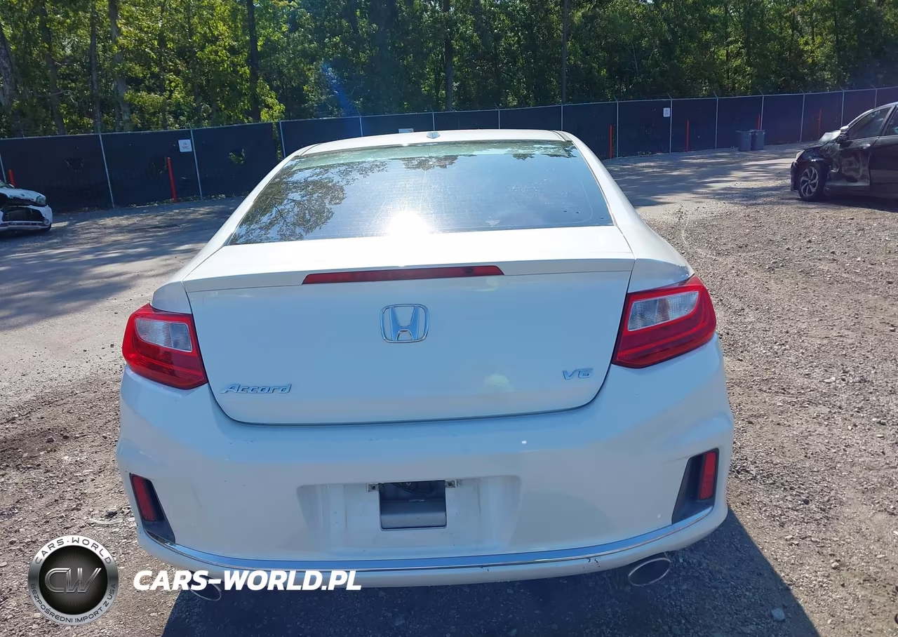 2015 Honda Accord Ex-L V-6 VIN:1HGCT2B84FA004611 - 17