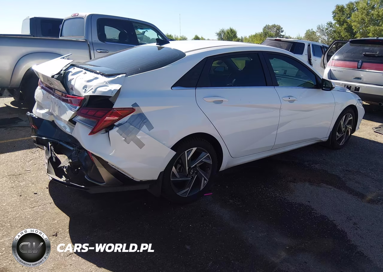 2024 Hyundai Elantra Sel VIN:KMHLS4DGXRU678116 - 4