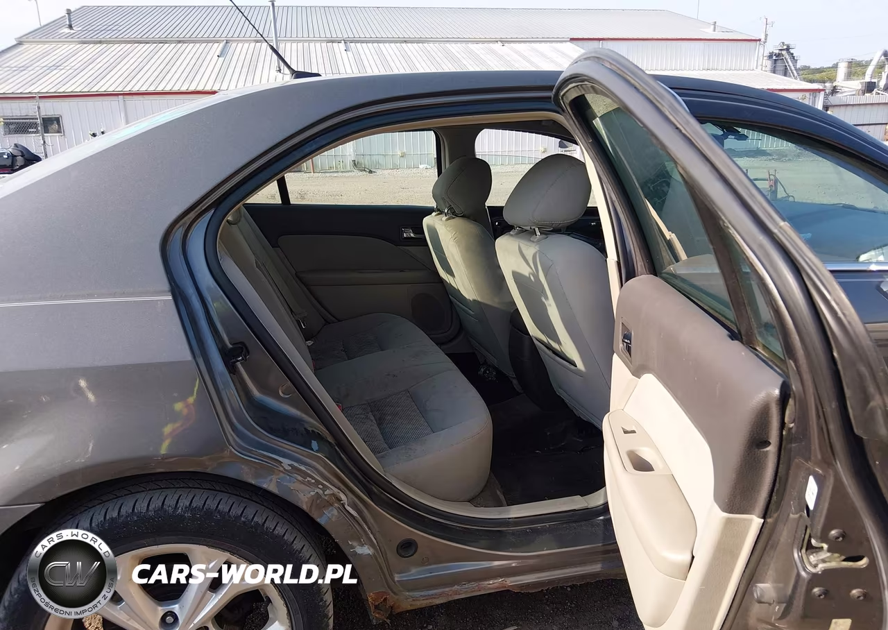 2012 Ford Fusion Se VIN:3FAHP0HA2CR315422 - 8