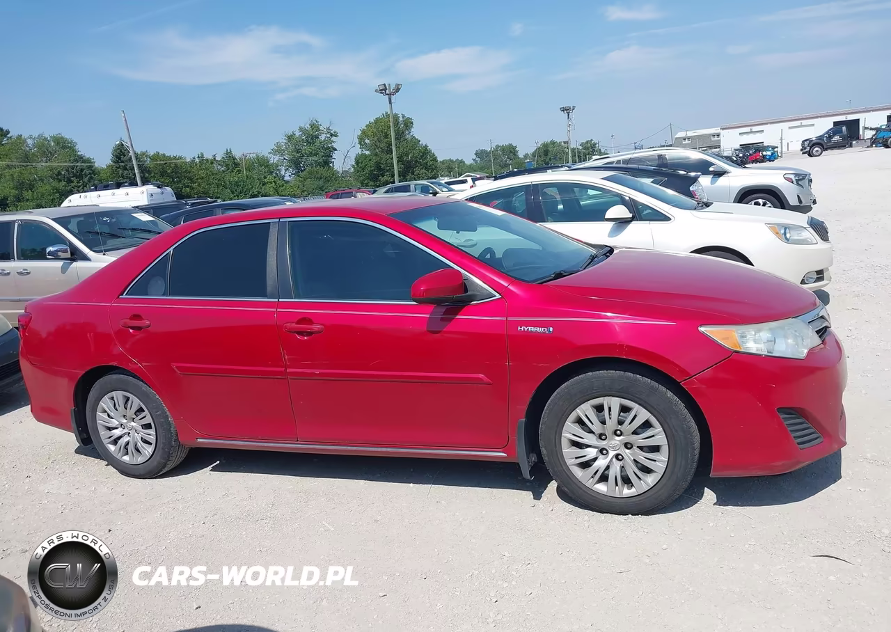 2014 Toyota Camry Hybrid Le VIN:4T1BD1FK9EU105871 - 13