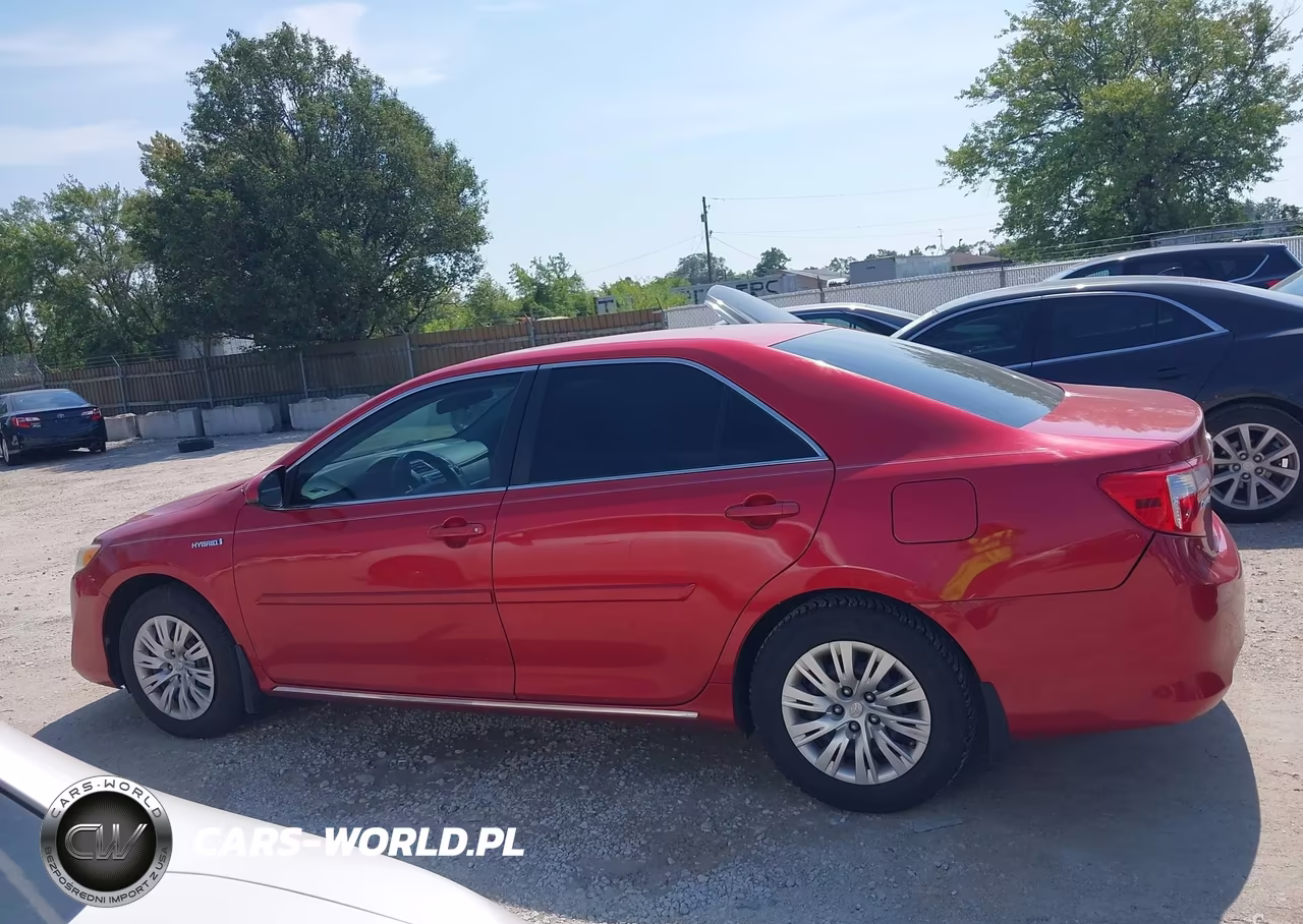 2014 Toyota Camry Hybrid Le VIN:4T1BD1FK9EU105871 - 14