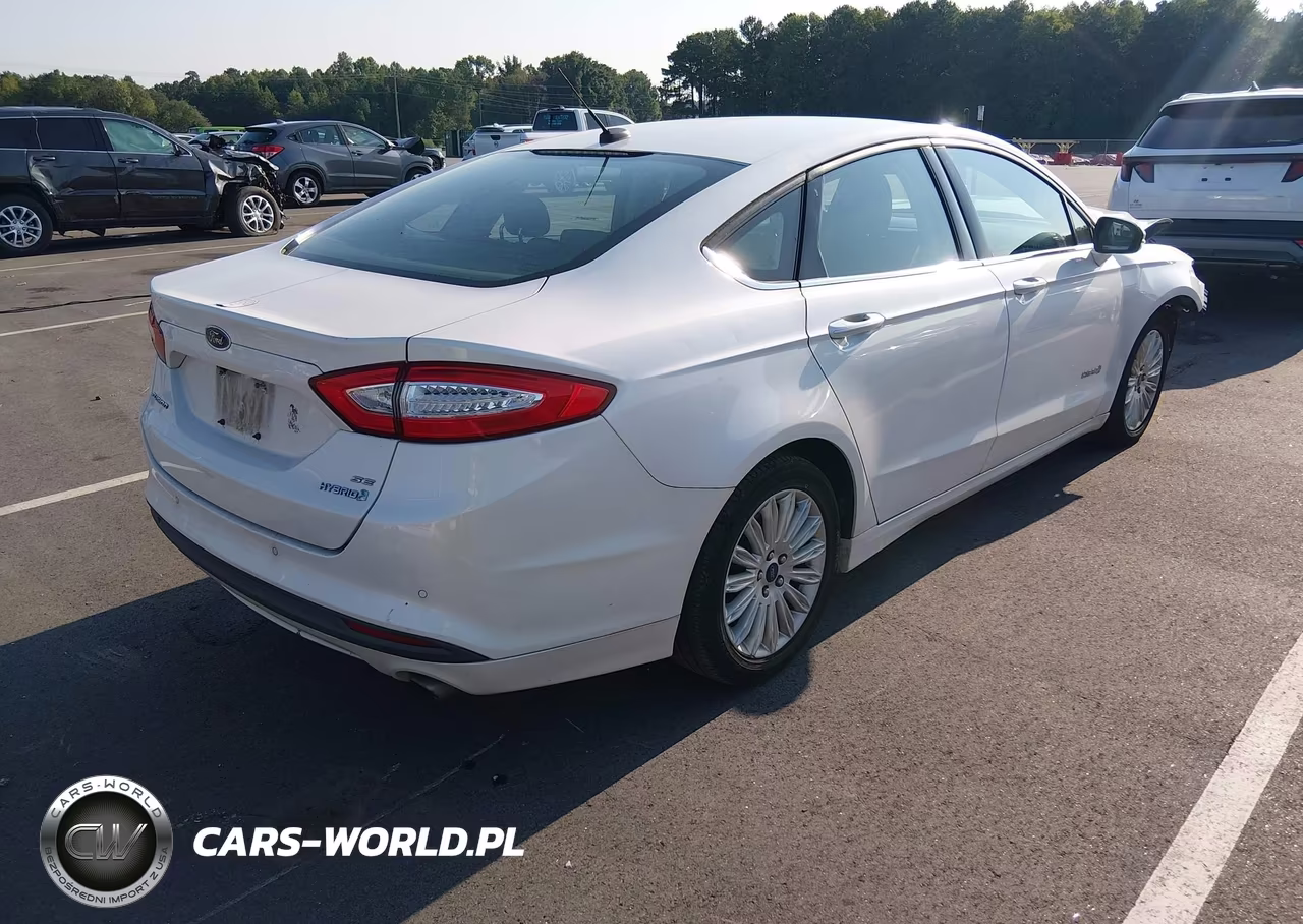 2016 Ford Fusion Hybrid Se VIN:3FA6P0LUXGR405674 - 4
