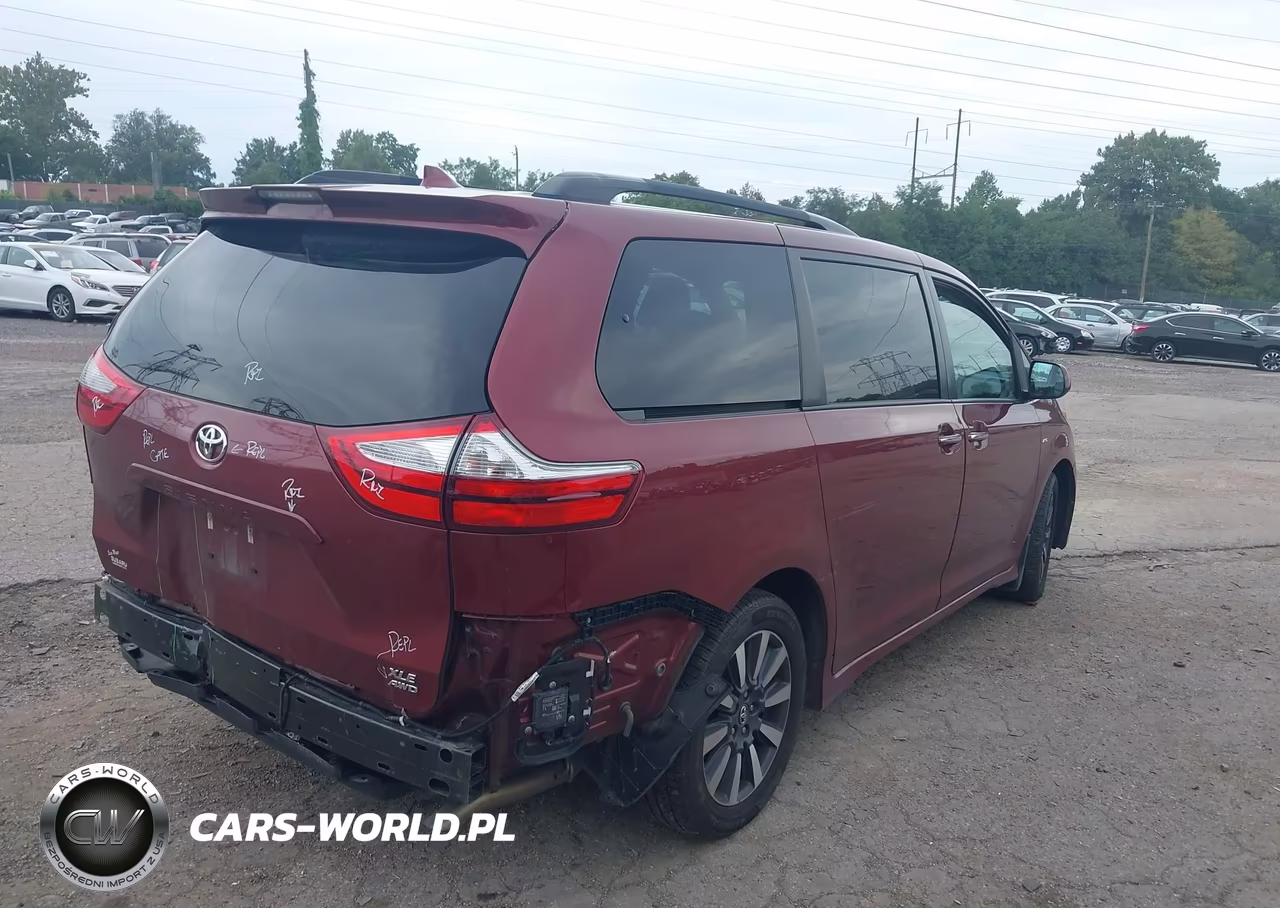 2018 Toyota Sienna Xle-Xle Premium-Limited-Limited Premium VIN:5TDDZ3DC2JS201863 - 4