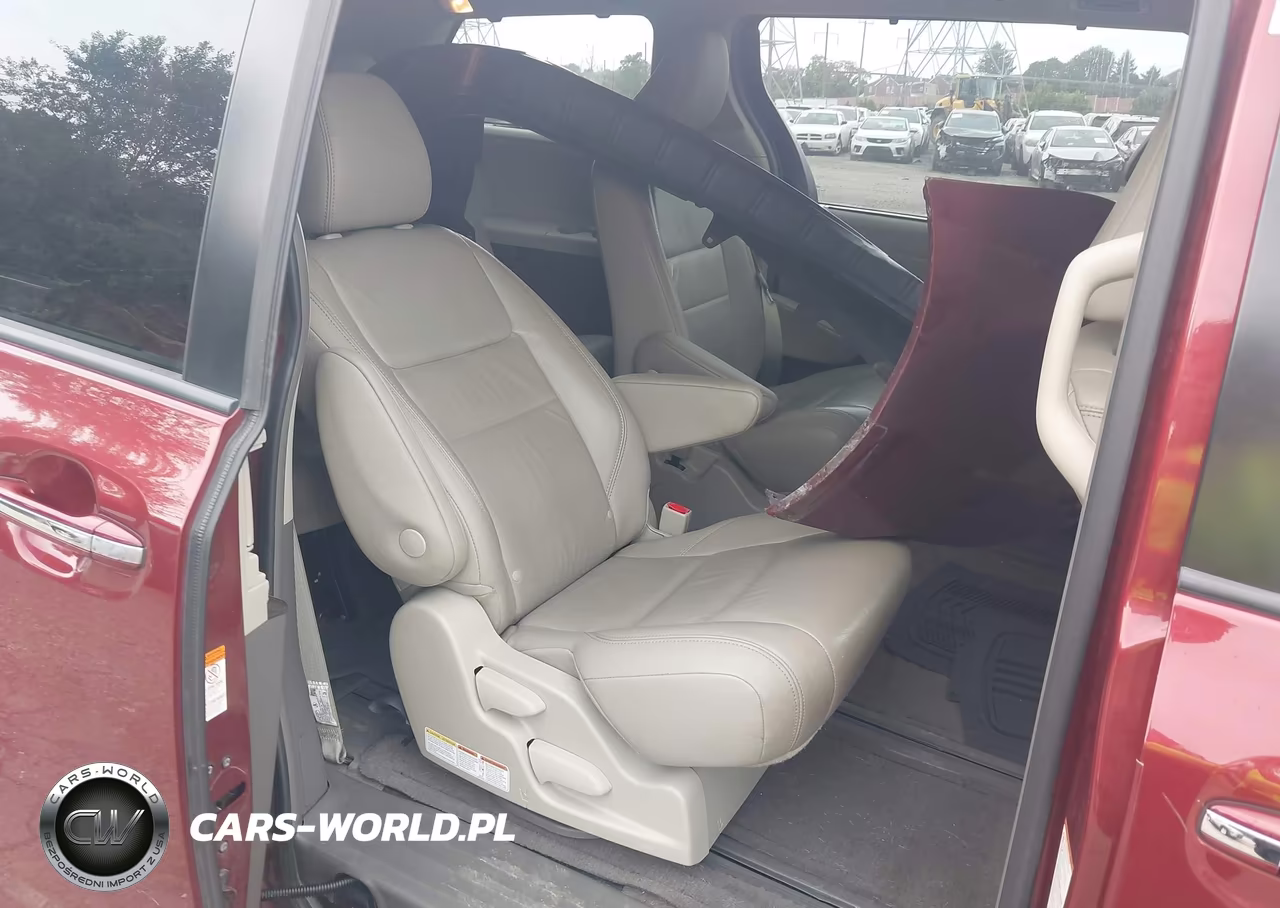 2018 Toyota Sienna Xle-Xle Premium-Limited-Limited Premium VIN:5TDDZ3DC2JS201863 - 8