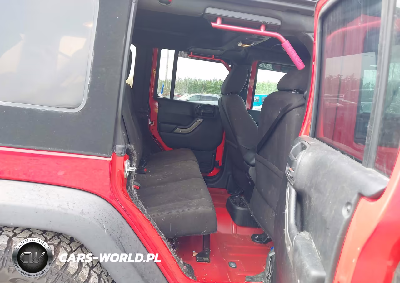 2017 Jeep Wrangler Unlimited Sport 4X4 VIN:1C4BJWDGXHL653087 - 8