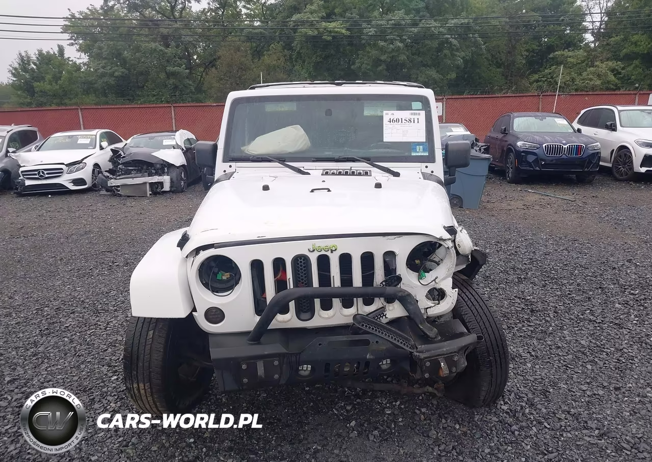 2012 Jeep Wrangler Unlimited Sport VIN:1C4BJWDG8CL286747 - 17