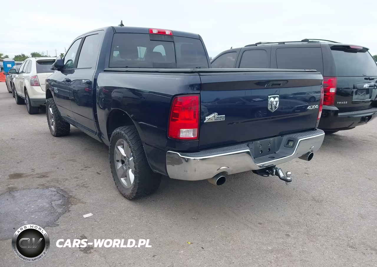 2015 Ram 1500 Big Horn VIN:1C6RR7LM2FS706945 - 3