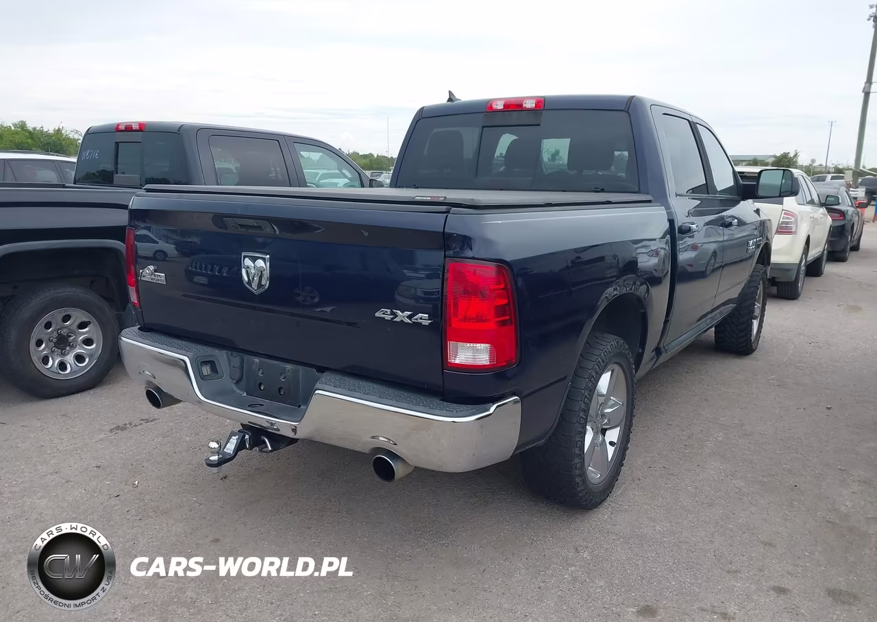 2015 Ram 1500 Big Horn VIN:1C6RR7LM2FS706945 - 4