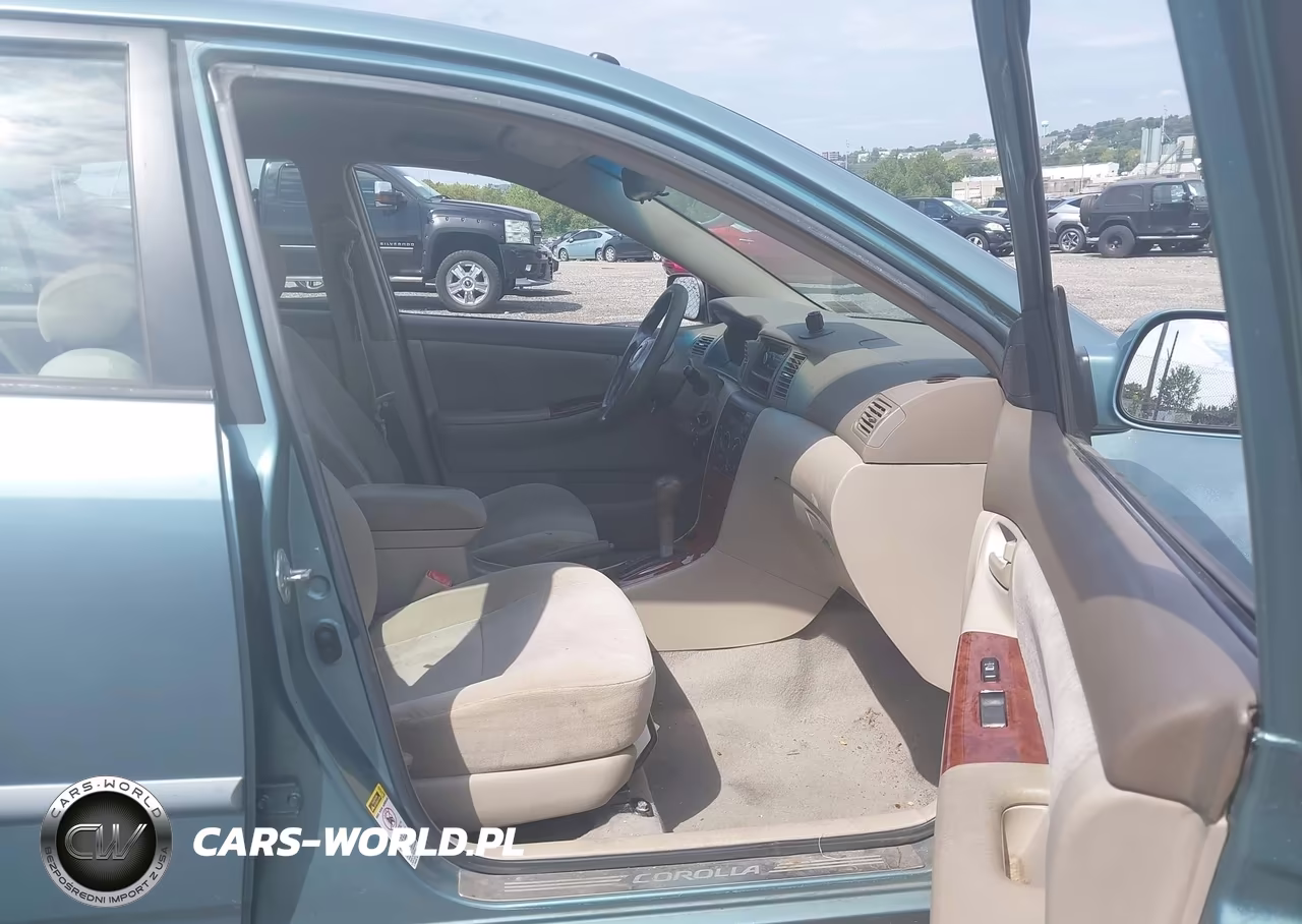 2005 Toyota Corolla Le VIN:1NXBR30E05Z477745 - 5