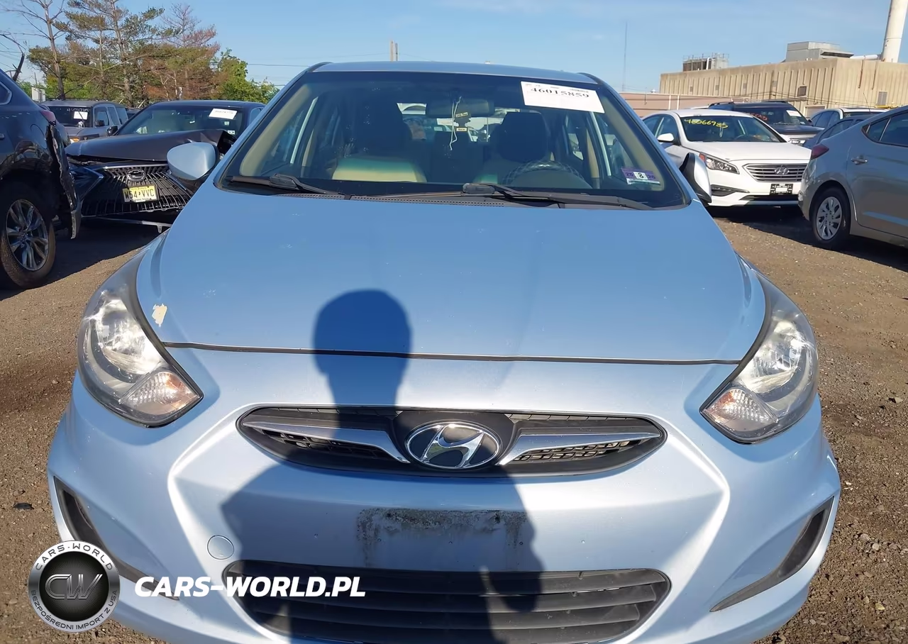 2013 Hyundai Accent Gls VIN:KMHCT4AE3DU331655 - 12