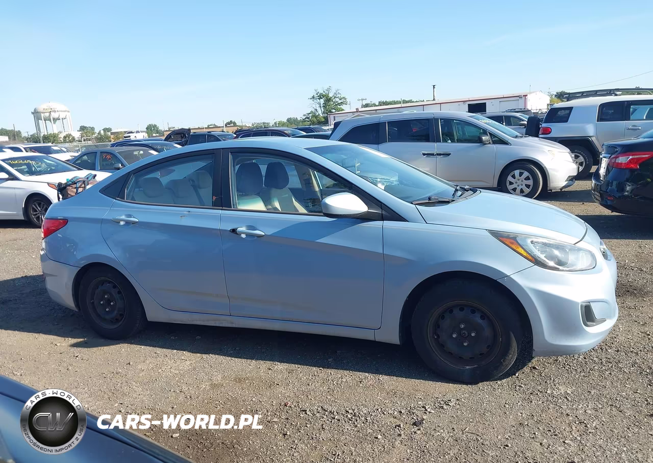 2013 Hyundai Accent Gls VIN:KMHCT4AE3DU331655 - 13
