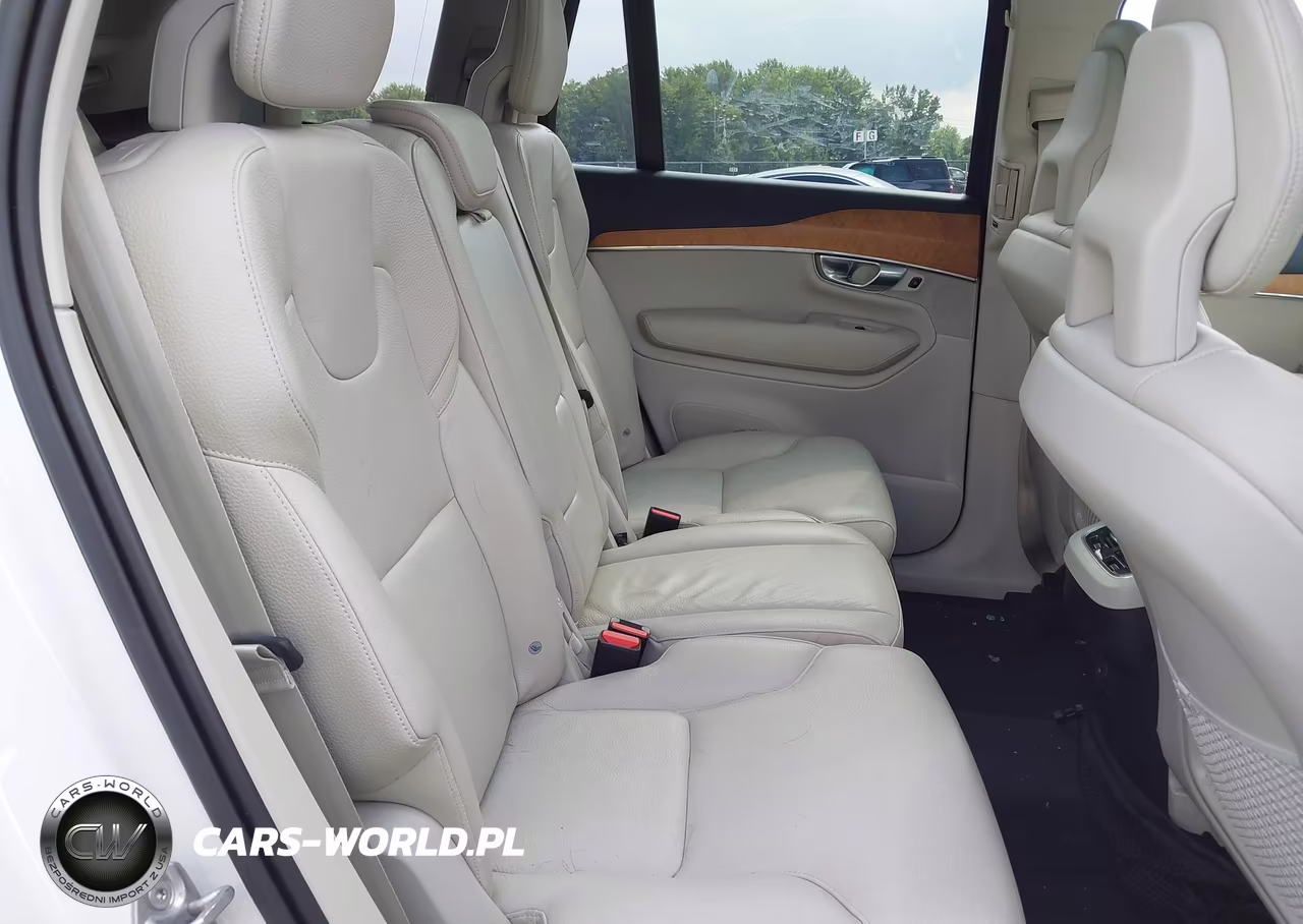 2021 Volvo Xc90 T6 Momentum 7 Passenger VIN:YV4A22PK3M1723162 - 8