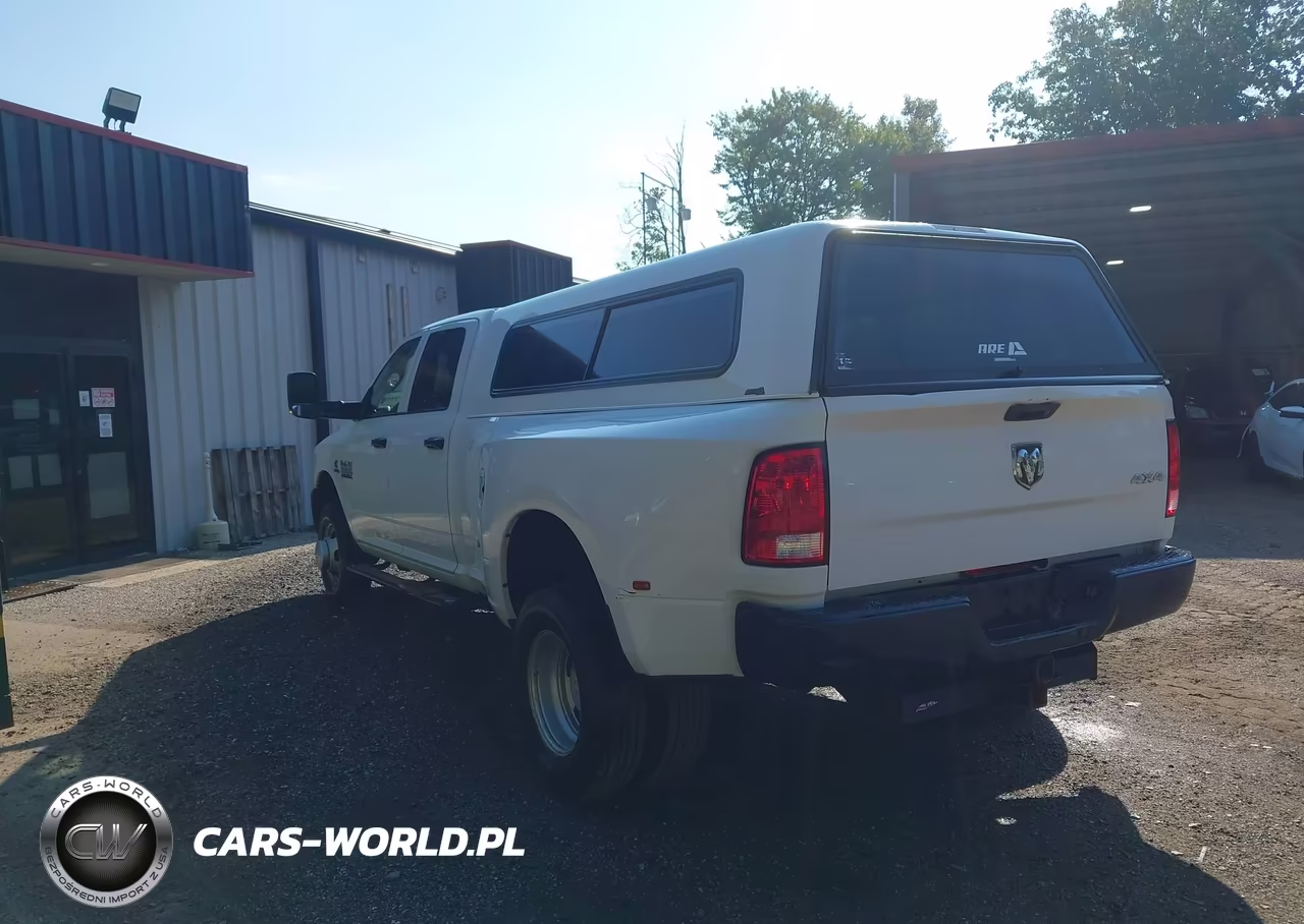 2017 Ram 3500 Tradesman 4X4 8' Box VIN:3C63RRGL2HG672745 - 3