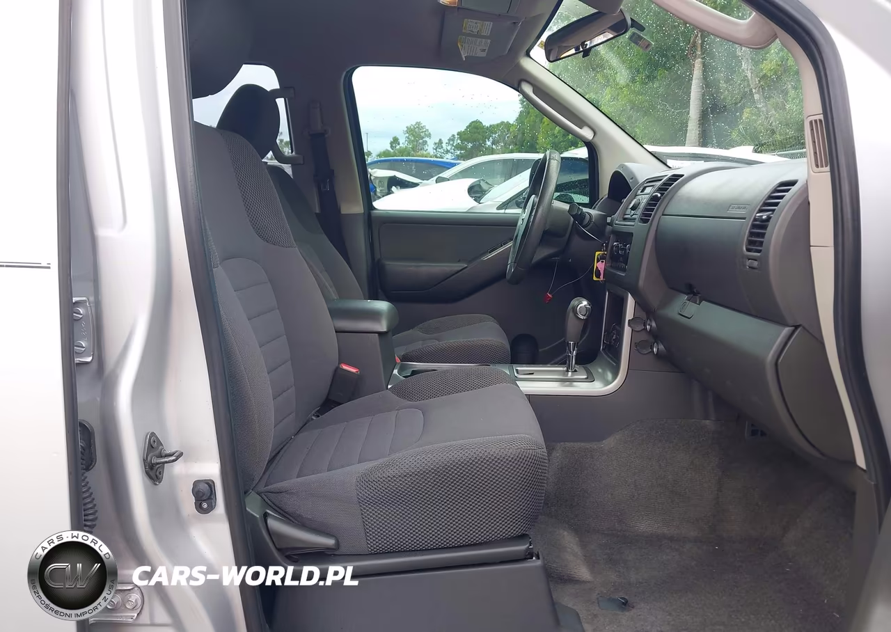 2012 Nissan Pathfinder S VIN:5N1AR1NB8CC640823 - 5